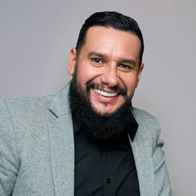 Retrato de Carlos Prada